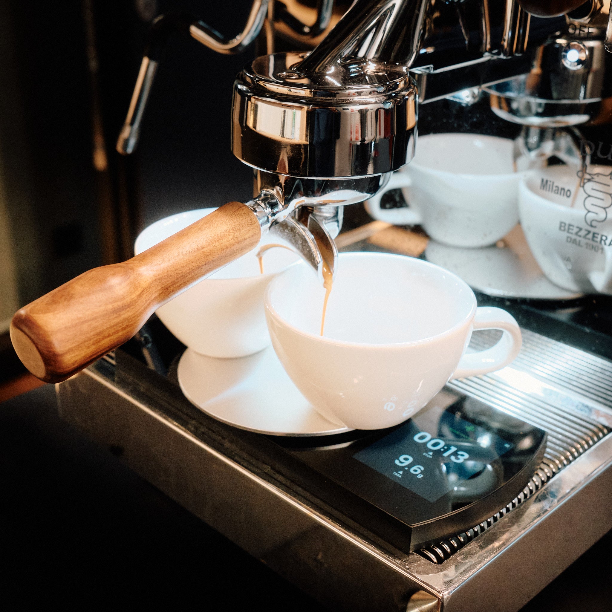 NECCST Coffee Scale – 0.1g Precision, Touchscreen, Timer & Flow Rate